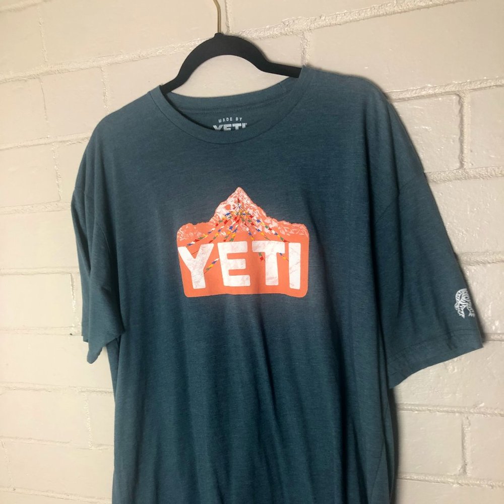 YETI Men's Mountaineer Graphic T-Shirt XXL
